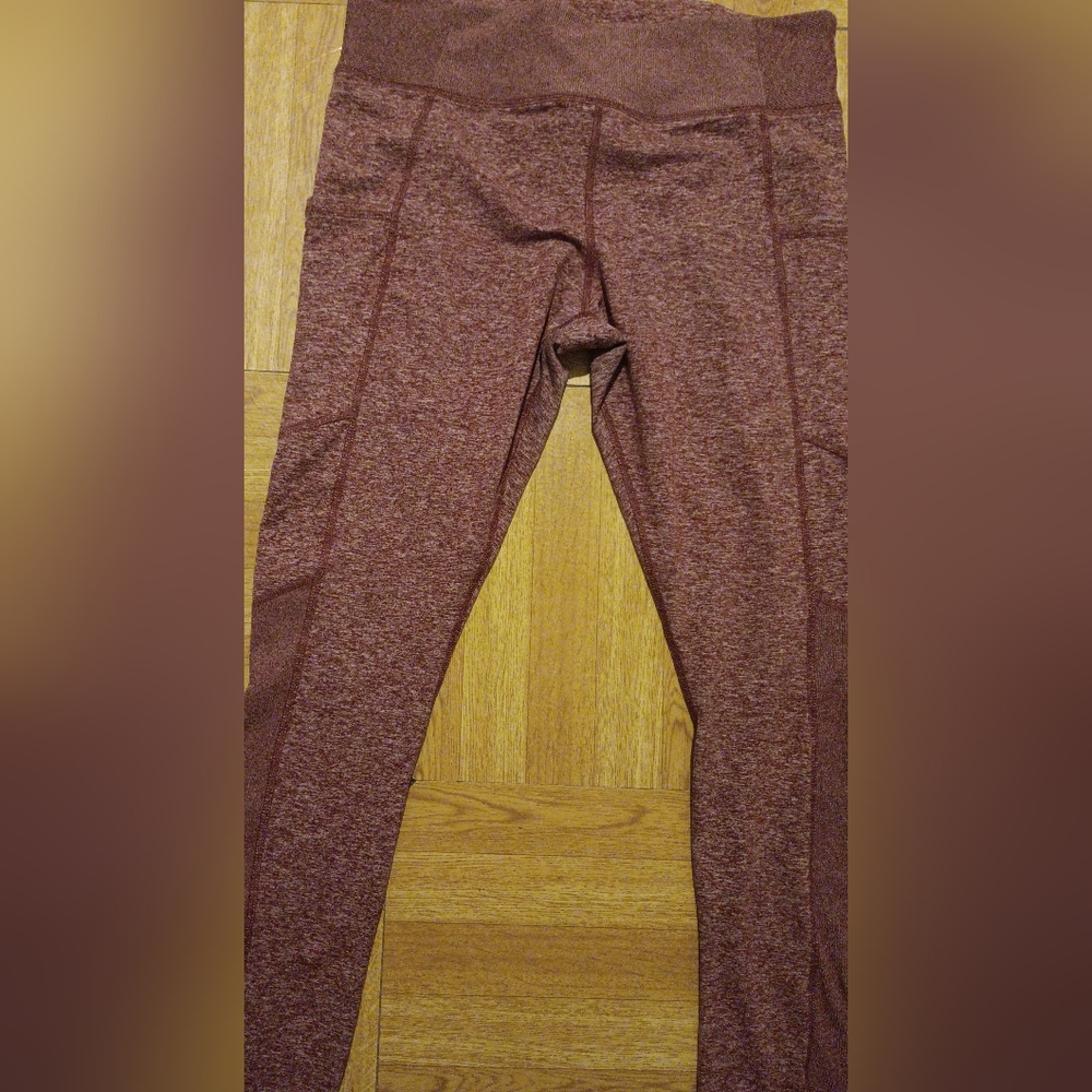 Maroon High-Waisted Workout Leggings With Pockets For Women size Large